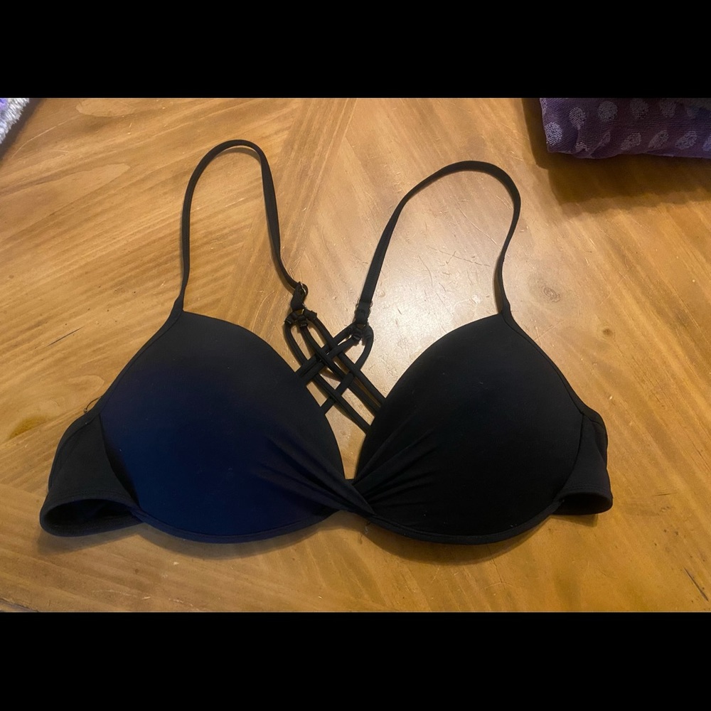 Black push up bikini